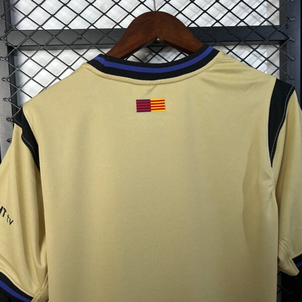Barcelona 25/26 Away Kit - Image 4