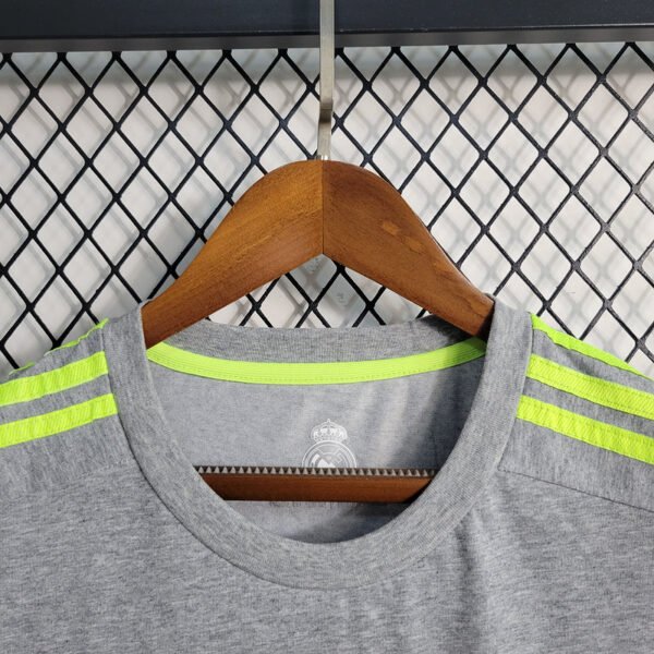 Real Madrid 15/16 Away Kit - Image 9