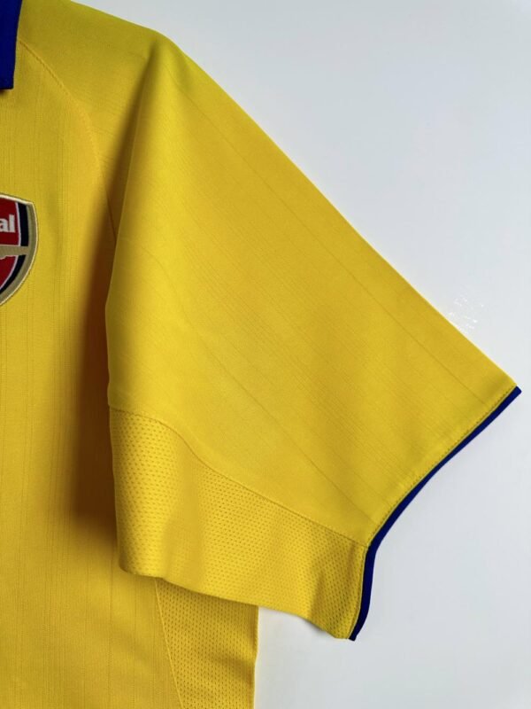 Arsenal 03/04 Away Kit - Image 5