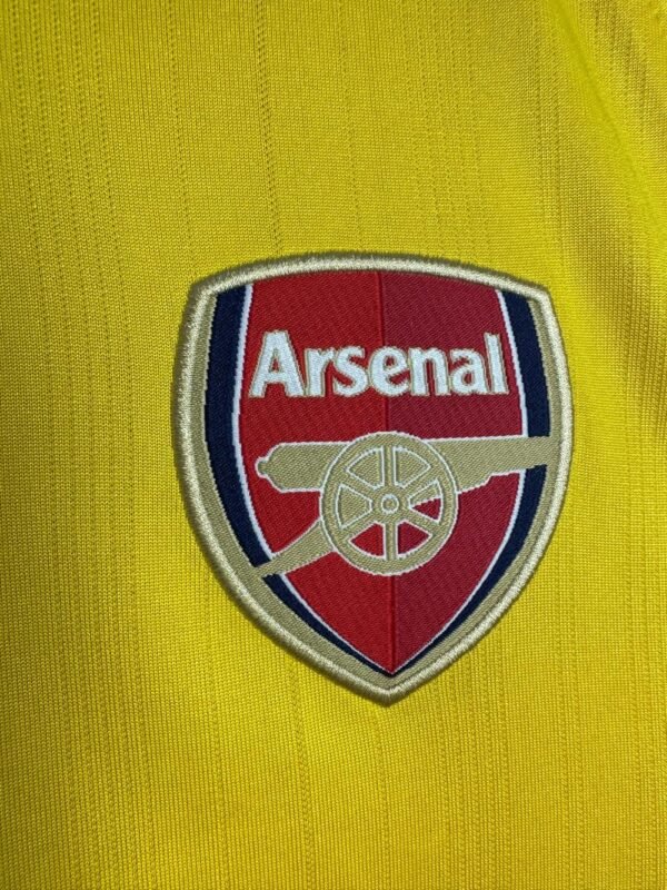 Arsenal 03/04 Away Kit - Image 7