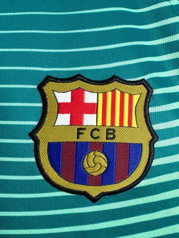 Barcelona 16/17 Third Kit - Image 8