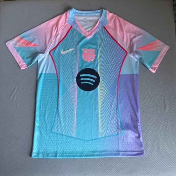 Barcelona 25/26 Bubblegum Special Edition Kit - Image 4