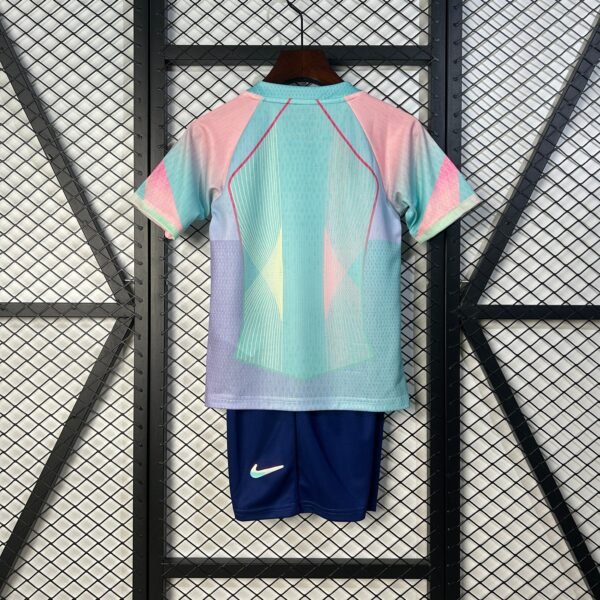 Barcelona Bubblegum Special Edition Kit + Shorts Kids - Image 6