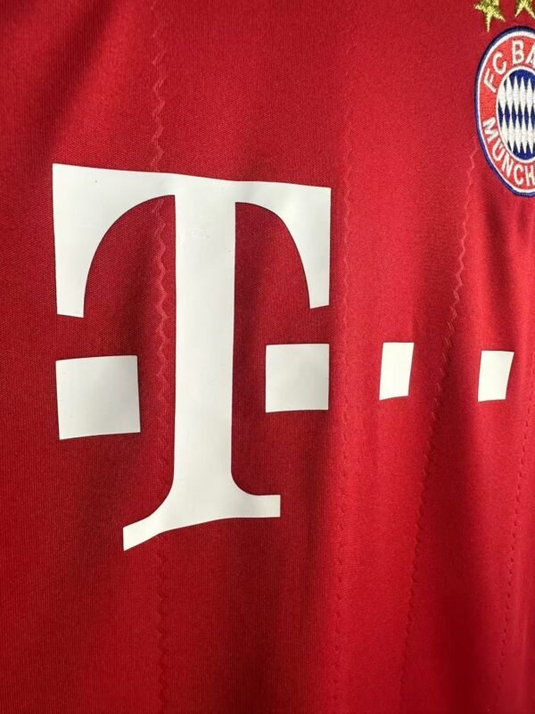 Bayern 12/13 Home Kit - Image 8