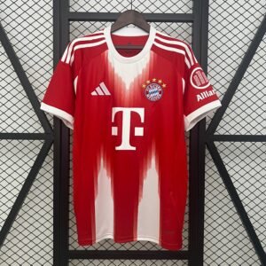Bayern 25/26 Home Kit