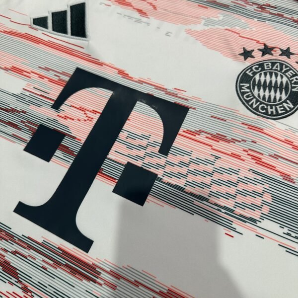 Bayern 25/26 Away Kit - Image 4