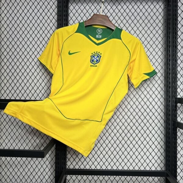 Brazil 2004 Retro Home Kit - Image 3