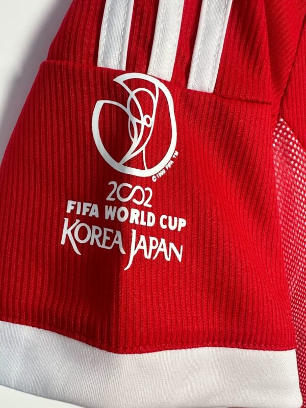 China 2002 World Cup Retro Kit - Image 8