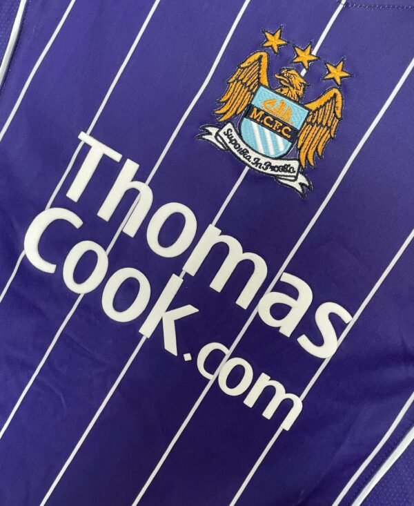 Manchester City 07/08 Retro Kit - Image 5