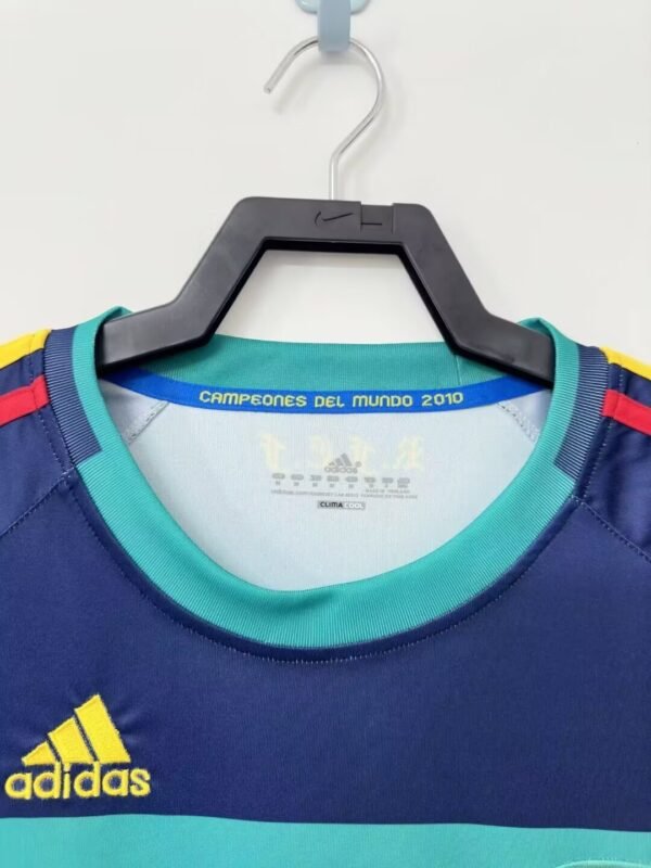 Spain 2010 GK Home Kit - Image 3