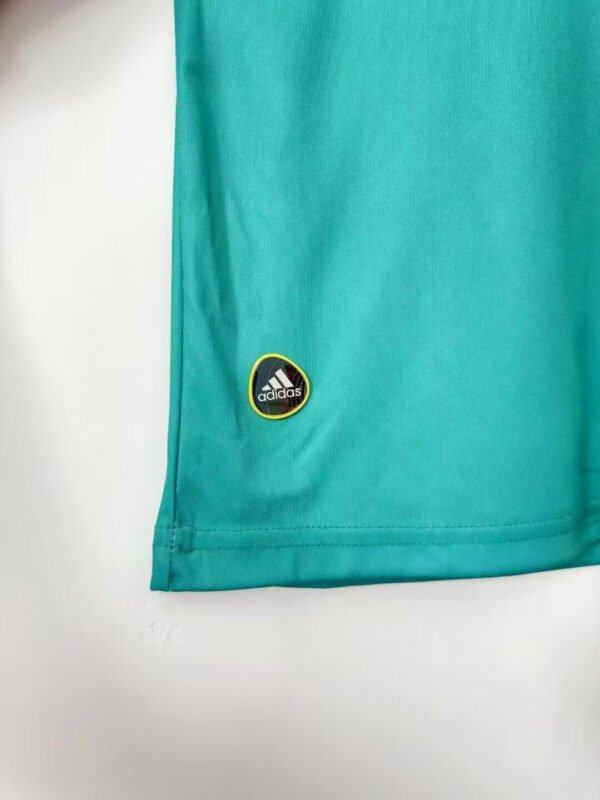 Spain 2010 GK Home Kit - Image 6