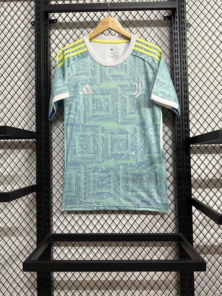 Juventus 25/26 Away Kit