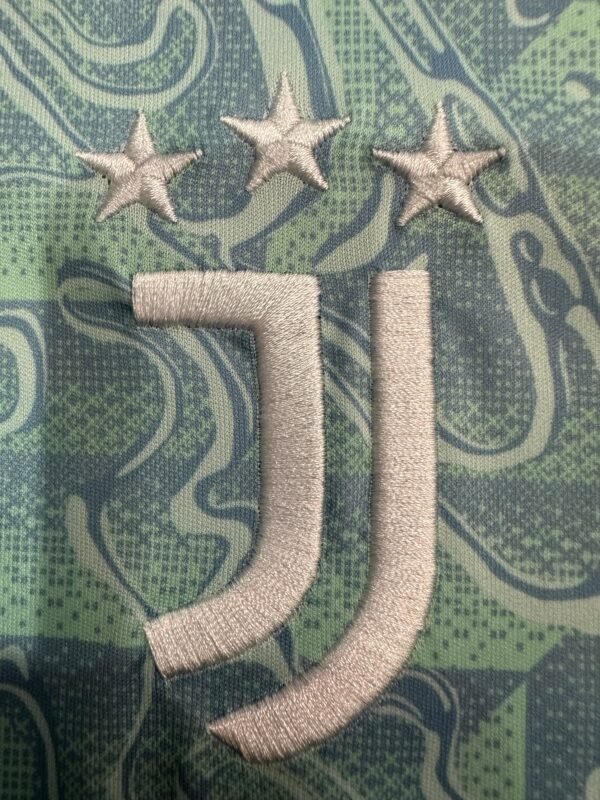Juventus 25/26 Away Kit - Image 5