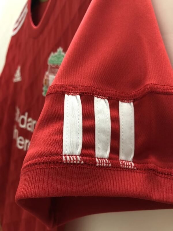 Liverpool 2010 Home Kit - Image 7