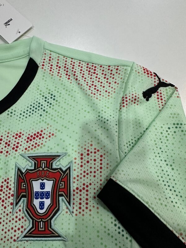 Portugal 25/26 Green Kit - Image 9