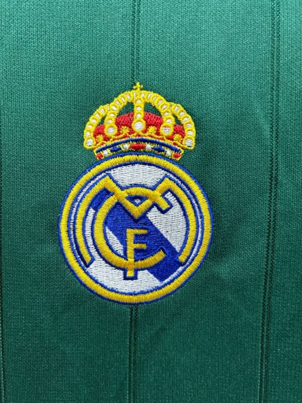 Real Madrid 12/13 Away Kit - Image 4