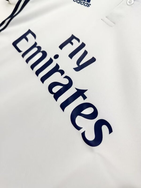 Real Madrid 16/17 Home Kit - Image 4