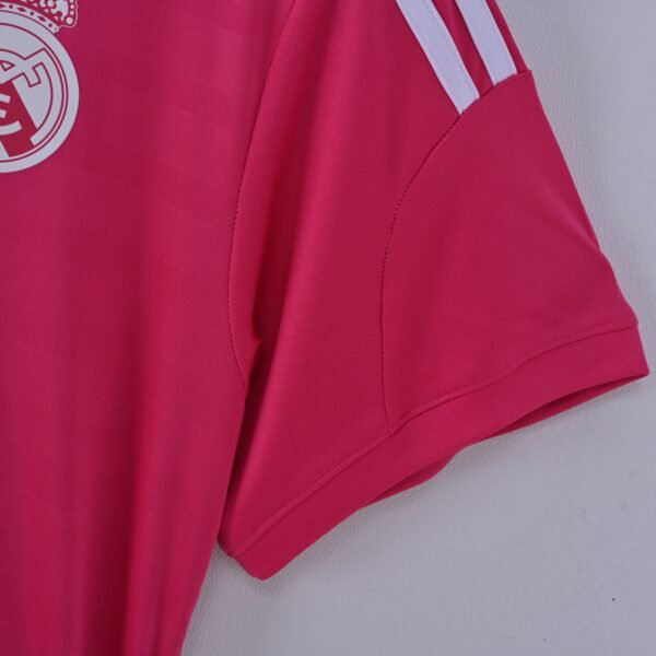 Real Madrid 14/15 Away Kit - Image 6