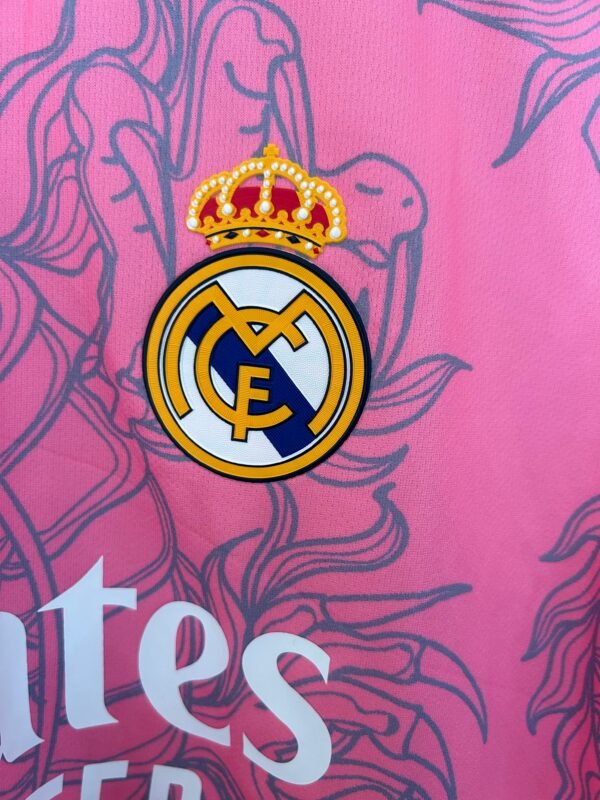 Real Madrid 25/26 Pink Dragon Kit - Image 3