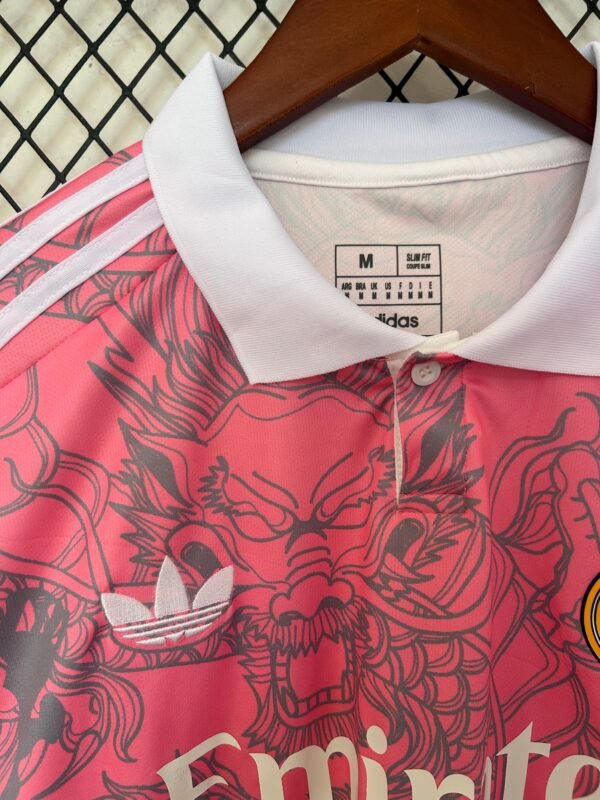 Real Madrid 25/26 Pink Dragon Kit - Image 4