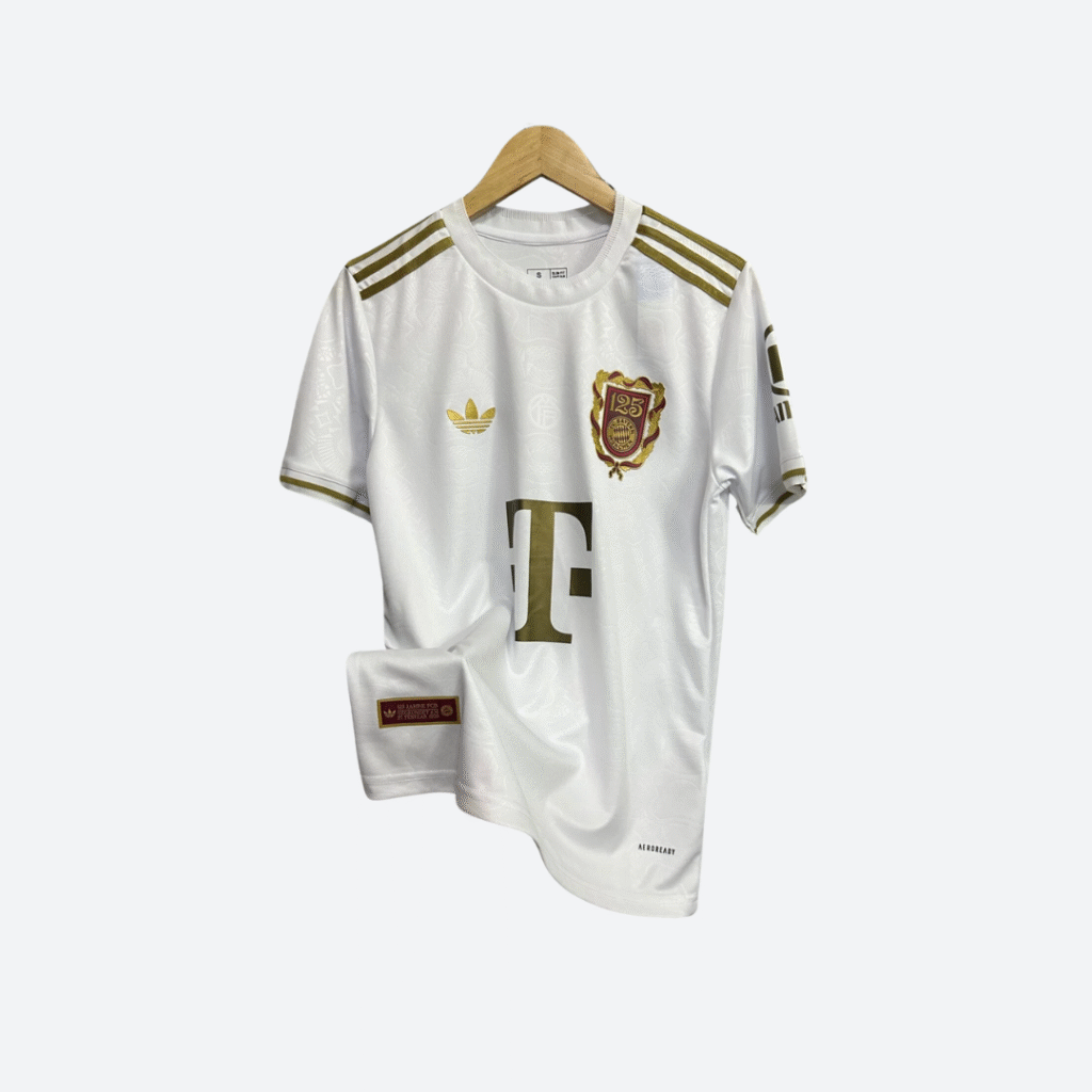 Bayern 125th Anniversary White Kit